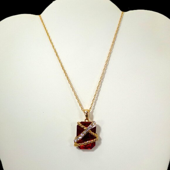 Sparkling Red Rectangle Crystal Pendant Necklace and Matching Earring Set - Picture 5 of 9